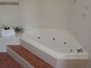 Valley Of The Waters B&B - Tourism Canberra 8