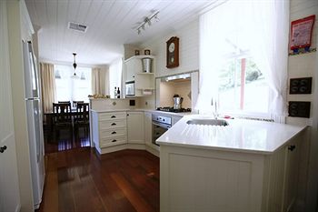 Singletons Retreat - Tourism Canberra 11