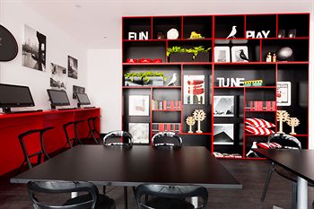 Ibis Melbourne Swanston Street - Tourism Canberra 4
