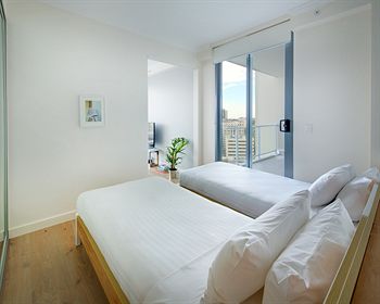 Zara Tower - Luxury Suites And Apartments - Tourism Canberra 10