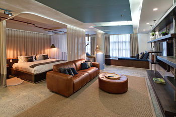 Zara Tower - Luxury Suites And Apartments - Tourism Canberra 46