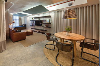 Zara Tower - Luxury Suites And Apartments - Tourism Canberra 52