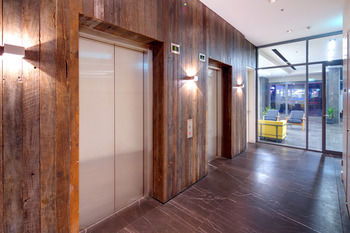 Zara Tower - Luxury Suites And Apartments - Tourism Canberra 70
