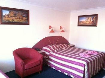Homestead Motel - Tourism Canberra 5
