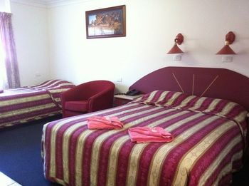 Homestead Motel - Tourism Canberra 7