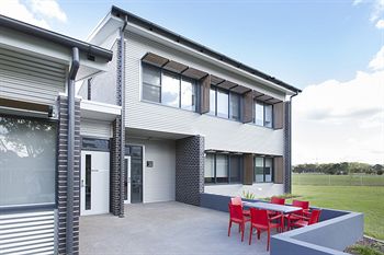 Western Sydney University Village Hawkesbury - Tourism Canberra 2