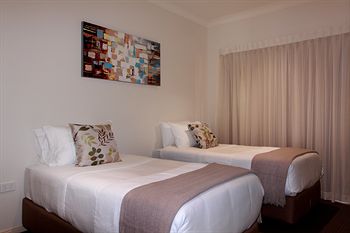 H Boutique Hotel - Tourism Canberra 5