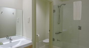 H Boutique Hotel - Tourism Canberra 10