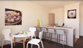 H Boutique Hotel - Tourism Canberra 23