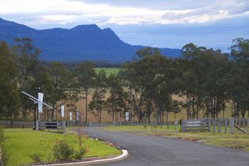 H Boutique Hotel - Tourism Canberra 45