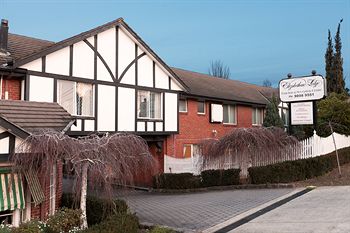 Elizabethan Lodge - Tourism Canberra 9