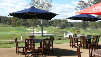 Riverside Oaks Golf Resort - Tourism Canberra 9
