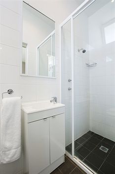 Colyton Hotel - Tourism Canberra 0