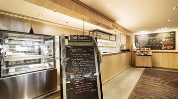 Colyton Hotel - Tourism Canberra 9