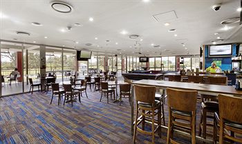 Colyton Hotel - Tourism Canberra 14
