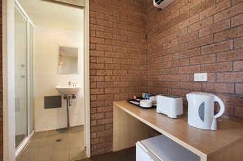 Colyton Hotel - Tourism Canberra 19