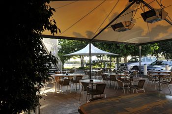 The Bayview Hotel - Tourism Canberra 0