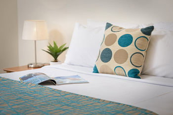 Apartments @ Kew Walpole Gardens - Kew Serviced Townhouses - Tourism Canberra 10