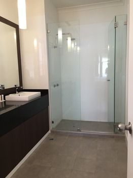 Quality Hotel CKS Sydney Airport - Tourism Canberra 10