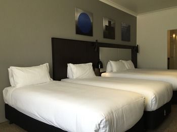 Quality Hotel CKS Sydney Airport - Tourism Canberra 12