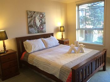 Australian Home Away @ Box Hill 21 - Tourism Canberra 2