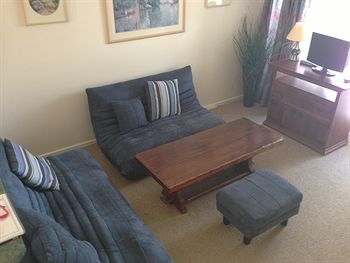 Australian Home Away @ Box Hill 21 - Tourism Canberra 8