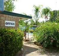 Palm Court Budget Motel Hostel/Backpackers - Tourism Canberra