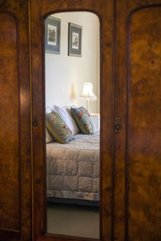 Burncroft Guest House - Tourism Canberra 17