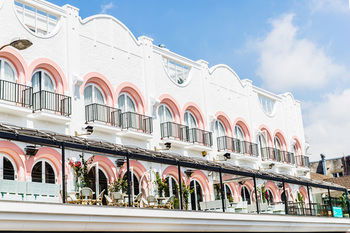 Hotel Ravesis - Tourism Canberra 20