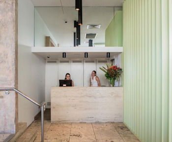 Hotel Ravesis - Tourism Canberra 21