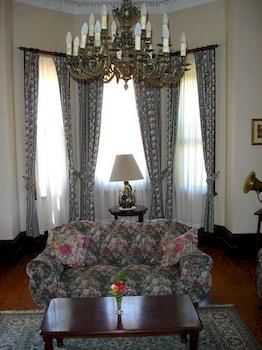Lochinvar House B&B - Tourism Canberra 11