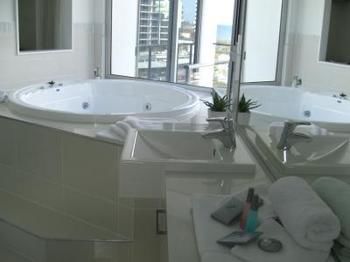 Silver Sea On Sixth Resort - Tourism Canberra 4