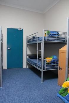 The Entrance Backpackers - Hostel - Tourism Canberra 2