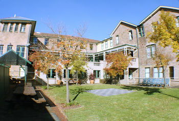 Blue Mountains YHA - Hostel - Tourism Canberra 3
