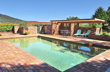 Langbrook Estate Cottages - Tourism Canberra 0