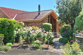 Langbrook Estate Cottages - Tourism Canberra 7