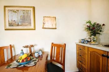 Lillypilly's Country Cottages & Day Spa - Tourism Canberra 1