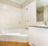 Edward Parry Motel amp Apartments - Tourism Canberra