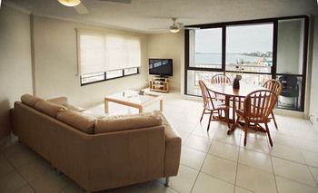 Langley Park Apartments - Tourism Canberra 36