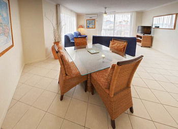 Langley Park Apartments - Tourism Canberra 40