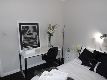 Airport Hotel Sydney - Tourism Canberra 0