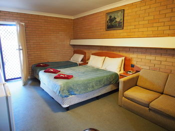Windmill Motel - Tourism Canberra 33
