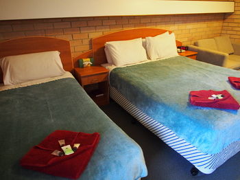 Windmill Motel - Tourism Canberra 37