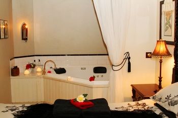 Merrow Cottages - Tourism Canberra 1