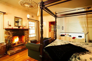 Merrow Cottages - Tourism Canberra 4