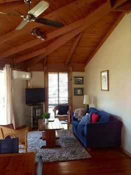 Buffs At Pokolbin - Tourism Canberra 5