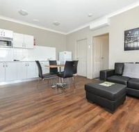 Akuna Motor Inn and Apartments - Tourism Canberra