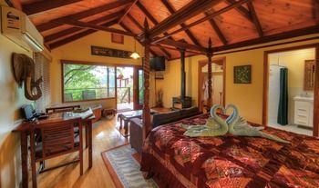 Maleny Tropical Retreat Balinese B&b - Tourism Canberra 15