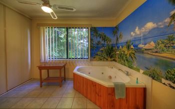 Maleny Tropical Retreat Balinese B&b - Tourism Canberra 40