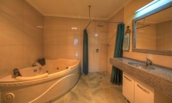 Maleny Tropical Retreat Balinese B&b - Tourism Canberra 68